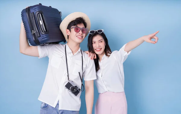 Image Young Asian Couple Travel Summer Vacation — стоковое фото