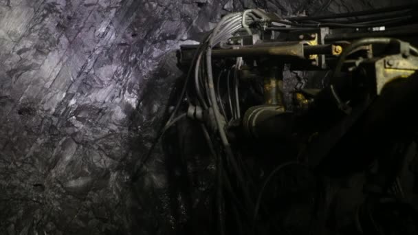 Процесс Бурения Скважин Железорудном Руднике Часть Технологического Процесса Добычи Полезных — стоковое видео