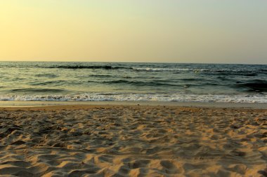 Baltık Denizi üzerinde gün batımı.