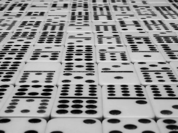 Domino Betegeld Einde Aan Einde Zwart Wit — Stockfoto