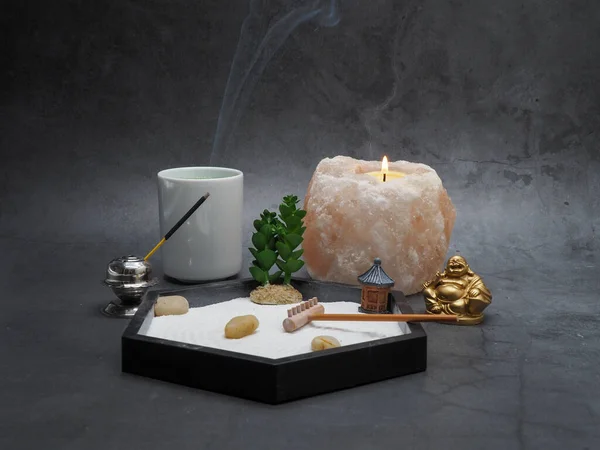 Very Zen Garden Buddha Incense Salt Candle Green Tea — Stock Photo, Image