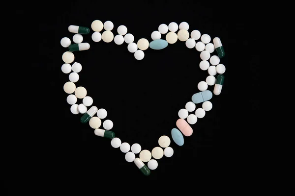 Heart Made Pills Black Background Concept Vaccination Health Protection — Foto Stock