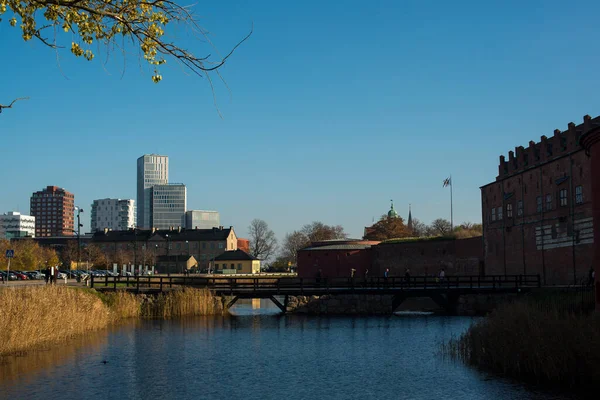 Modern City District Lake — Stock Photo, Image