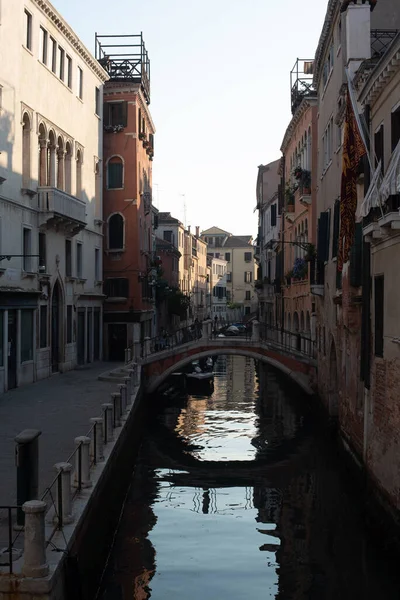 Rue Étroite Canal Venise — Photo