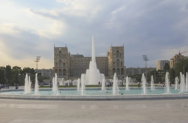 Fountain on the boulevard in Baku — Stock Photo, Image