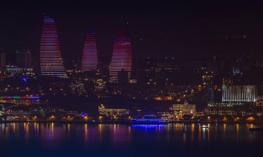Alacakaranlık, Bakü üzerinde. Bakü 'nün Işıkları