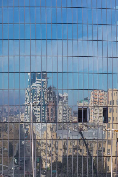 高層ビルのガラス面 テクスチャまたは背景 — ストック写真