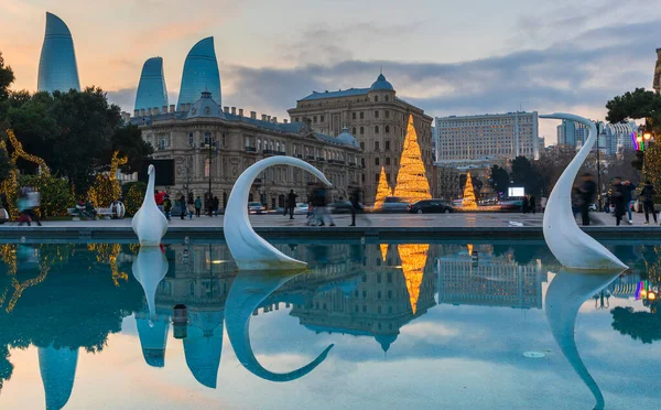 New Year Trees Set City Center Baku — Stockfoto