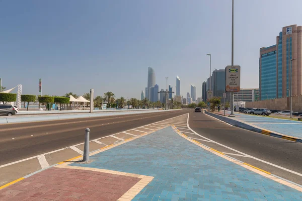 Abu Dhabi Uae April 2022 Streets Skyscrapers Abu Dhabi — Stok fotoğraf