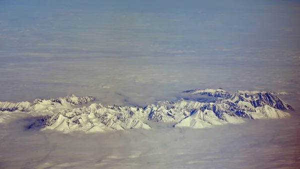 Вершини гір Татра в хмарах — стокове фото