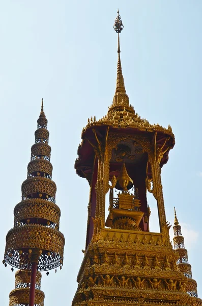 Gran palace golden decorations — Stock Photo, Image