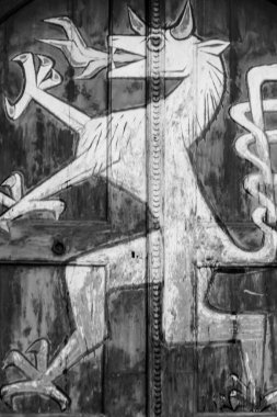 Graz, Avusturya. 10/11/2021. Modern mimarisi olan eski güzel bir Avrupa şehri..