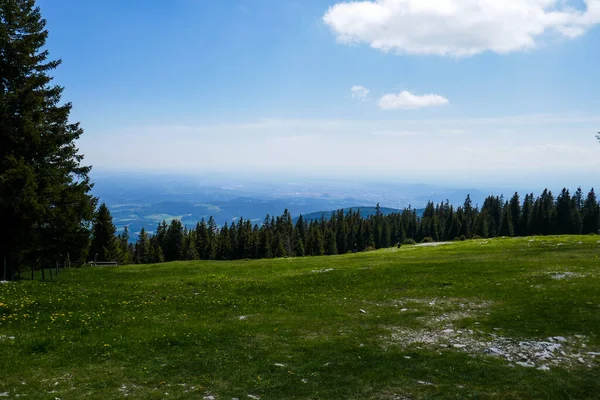 아름다운 풍경이었습니다 Schckl Austria Graz 오스트리아 의산들 — 스톡 사진