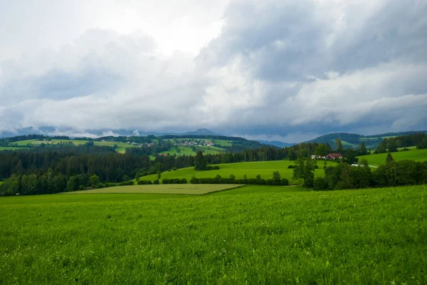 Österreich Land Der Steiermark Schöne Berglandschaft Einem Bergdorf Nach Regen — Stockfoto