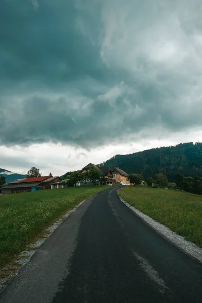 Österreich Land Der Steiermark Schöne Berglandschaft Einem Bergdorf Nach Regen — Stockfoto