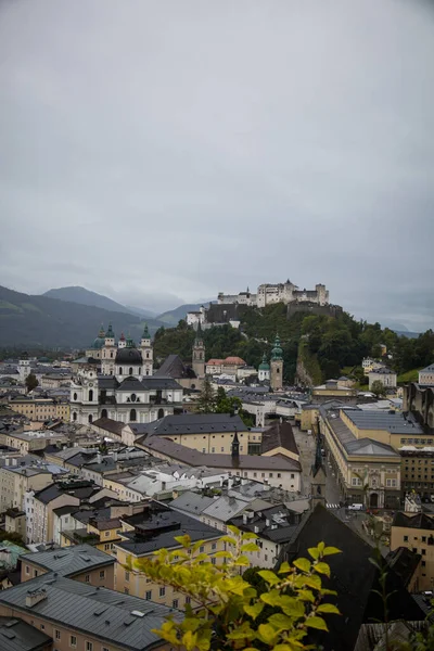 Bela Cidade Turística Áustria Salzburgo Vista Cidade Uma Altura Belas — Fotografia de Stock