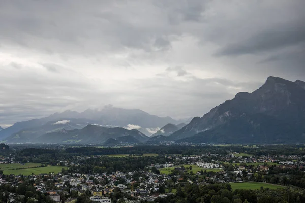 Bela Cidade Turística Áustria Salzburgo Vista Cidade Uma Altura Belas — Fotografia de Stock