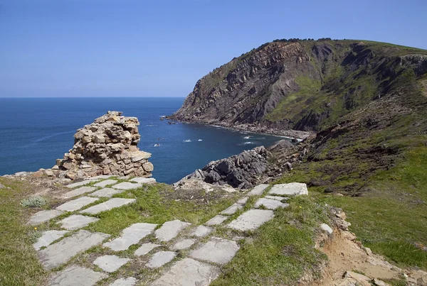 Rovine della fortezza Azkorriaga sulla costa — Foto Stock