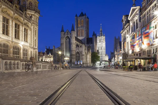 Aziz nicholas Kilisesi ve ghent belfry — Stok fotoğraf