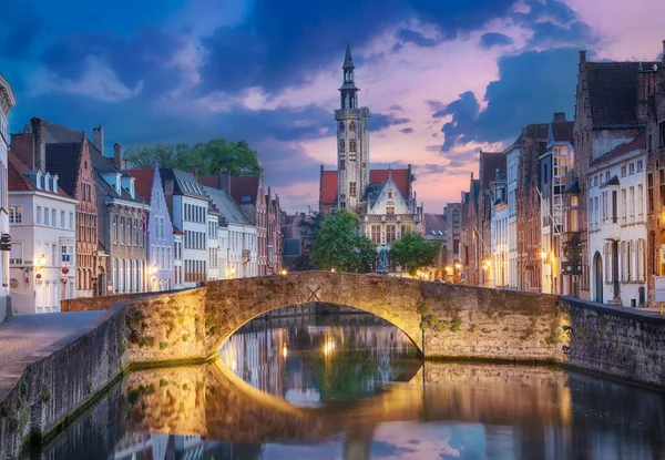 Bruges Veya Brugge Belçika Günbatımında Spiegelrei Kanalının Görüntüsü Hdr Resmi — Stok fotoğraf