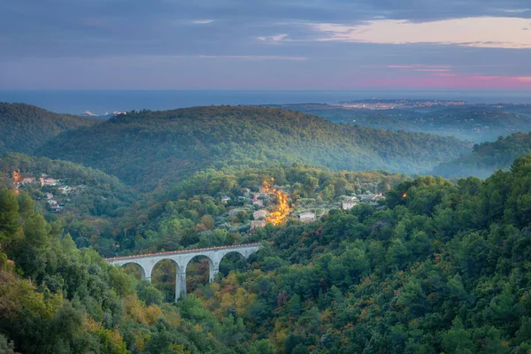 Tourrettes Sur Loup Frankrike Utsikt Över Höst Bergslandskap Med Viaduc — Stockfoto