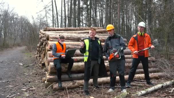 Ritratto della squadra dei lavoratori. La gioia di iniziare. — Video Stock