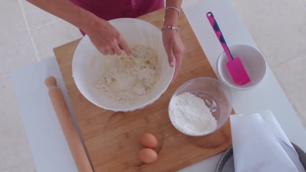 Tepung gandum putih untuk memasak. Gluten mengacu pada protein dalam butir sereal. — Stok Video