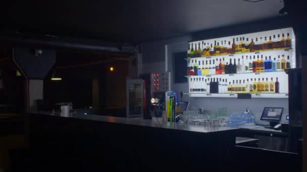 Bar Dans Une Boîte Nuit Sans Personne Les Boissons Alcoolisées — Video