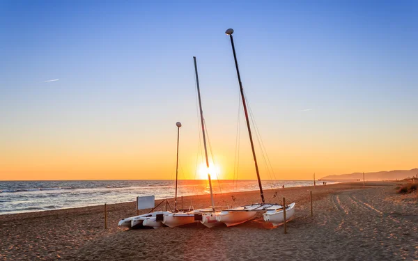 Barcos en la playa — Foto de Stock