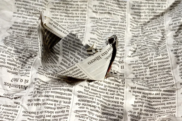 Newspaper Boat on the News — Stock Photo, Image