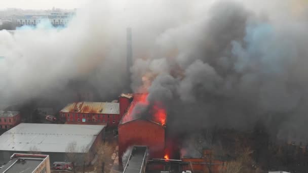 Grande Incendio Incendio Città Aereo Drone Vista Dall Alto Mattone — Video Stock