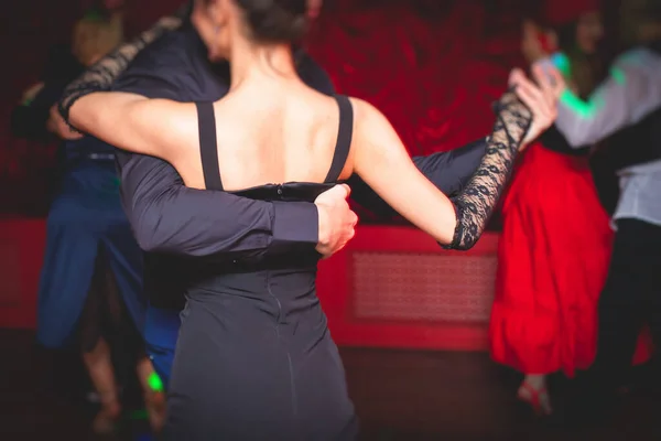 Пары Танцуют Традиционные Латинские Аргентинские Танцы Милонга Бальном Зале Танго Лицензионные Стоковые Фото