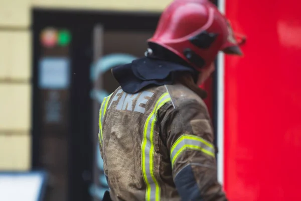 Groupe Pompiers Uniforme Lors Une Opération Lutte Contre Incendie Dans — Photo