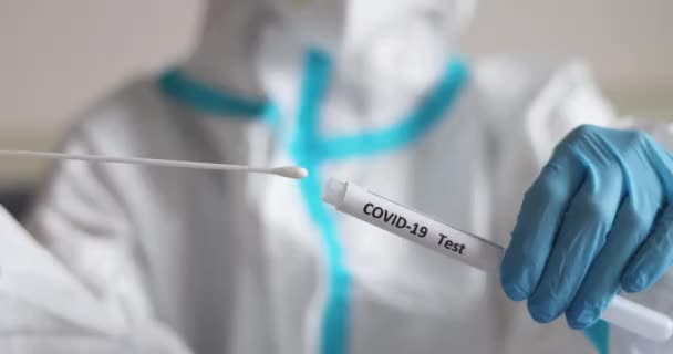 Proceso Del Examen Prueba Del Antígeno Pcr Del Coronavirus Por — Vídeos de Stock