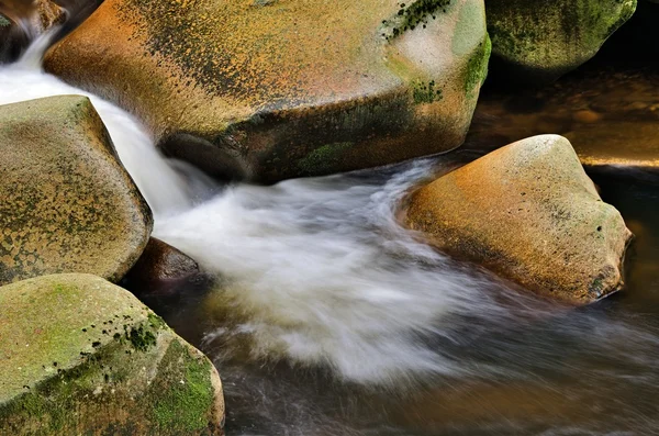 Piccolo dettaglio cascata — Foto Stock