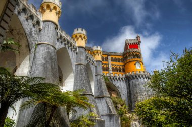 Sintra 'daki güzel Pena Sarayı. Portekiz