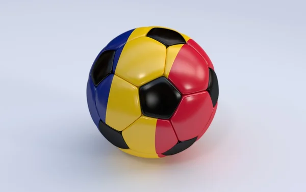 Ballon de football avec drapeau roumain — Photo