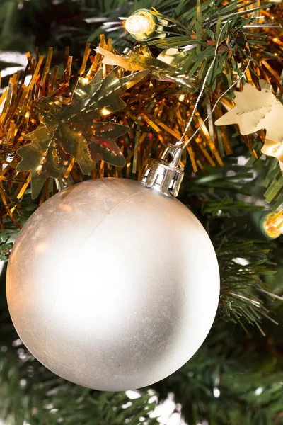 Christmas Decorations on the Tree — Stock Photo, Image