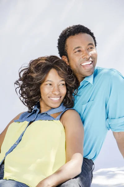 Happy Young Couple — Stock Photo, Image