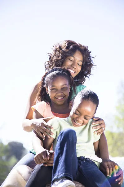 annesi onun kızı ile vakit