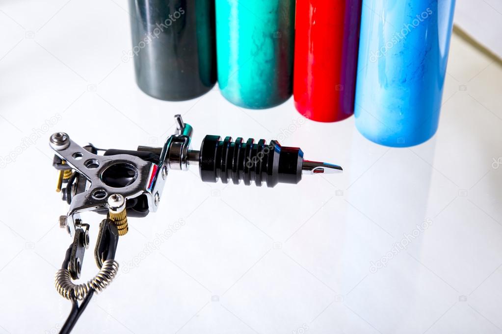 Tattoo gun and ink tubes