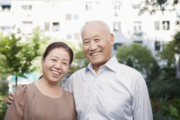 Pareja de ancianos — Foto de Stock