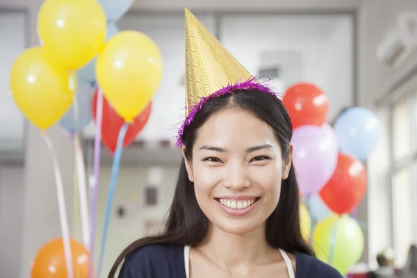 Woman At Office Party — Stock Photo, Image