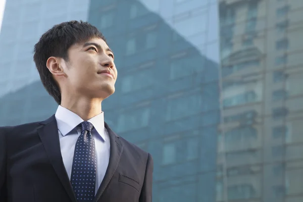 Joven hombre de negocios — Foto de Stock