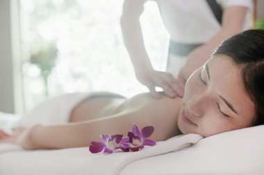 kadın masaj aldıktan