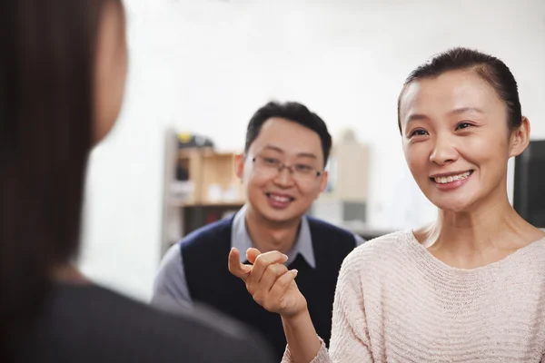 Mensen uit het bedrijfsleven hebben vergadering — Stockfoto