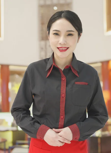 Young waitress — Stock Photo, Image