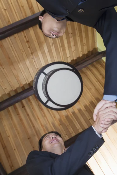 Businessmen Shaking Hands — Stock Photo, Image