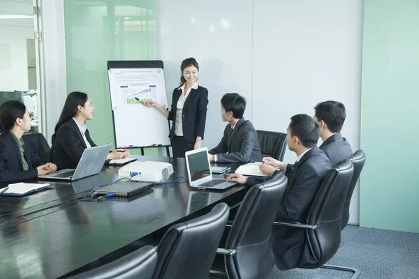 Empresários que têm reunião — Fotografia de Stock