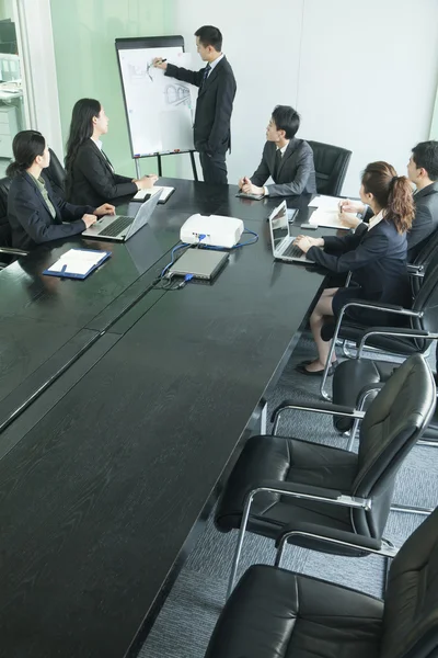 Geschäftsleute treffen sich — Stockfoto